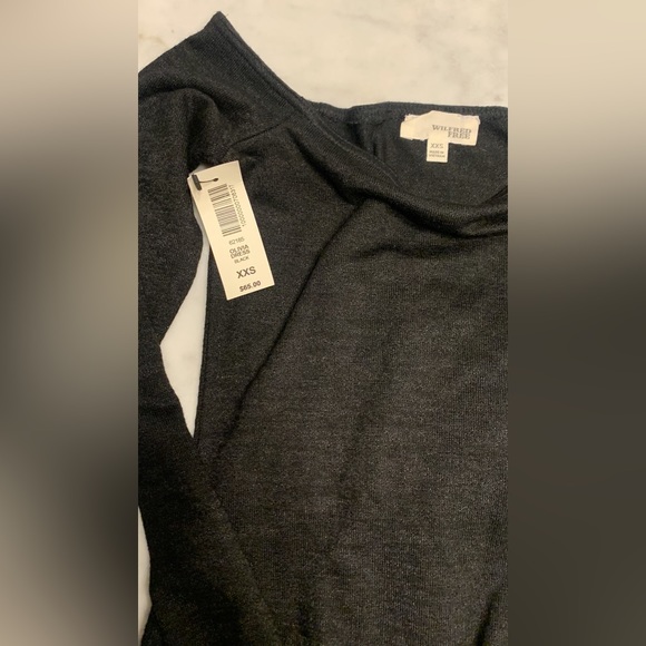 NWT Aritzia Wilfred free black off the shoulder bodycon dress - Picture 4 of 5